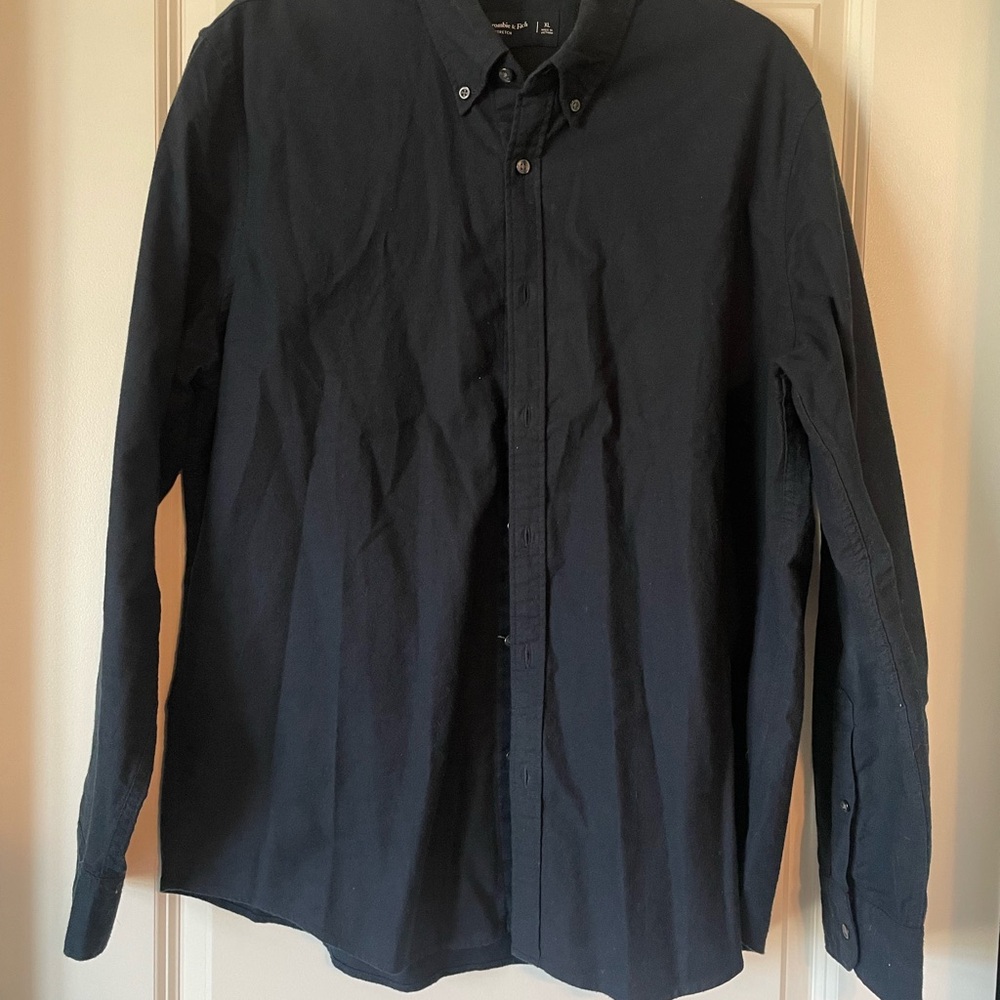 Abercrombie & Fitch Black Casual Button Down Shirt